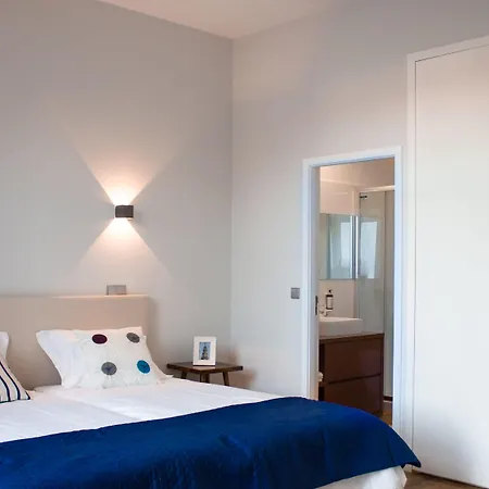 Trendy Apartment *